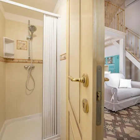Conte Luxury By Salento Affitti * Racale